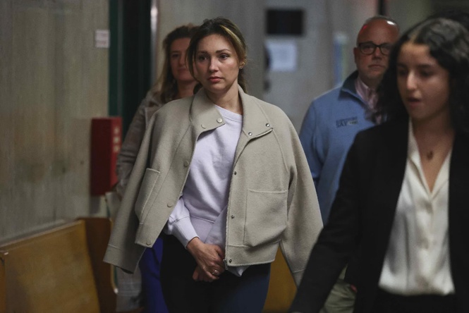 Image from: Weinstein retrial hears emotional testimony from accuser