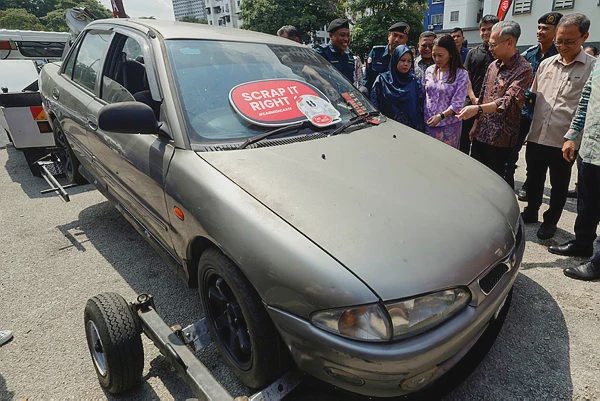 Image from: Voluntary disposal scheme targets abandoned vehicles in KL