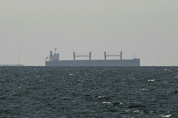 Image from: US pushes for new coalition to restart Hormuz traffic