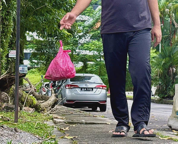 Image from: Over 2,900 littering notices issued since new enforcement began