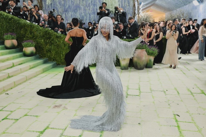 Image from: Met Gala: When couture goes rogue