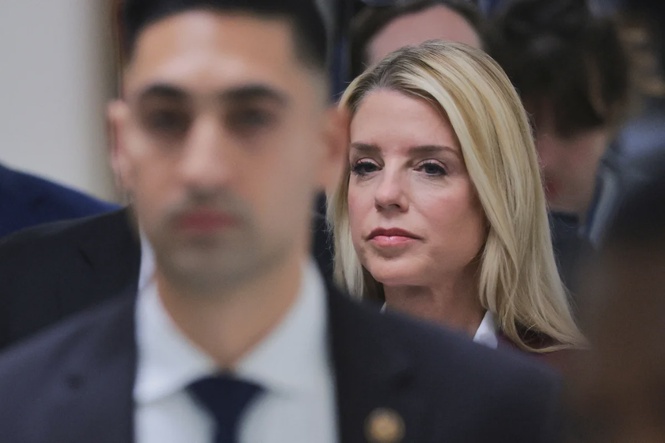 Image from: Bondi questioned over Epstein files in closed-door hearing
