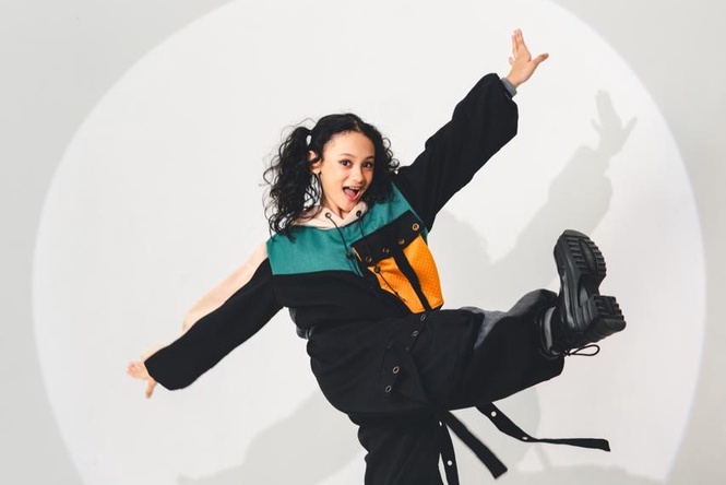 Image from: Alyssa Shakira releases debut single Peluk Aku Lagi
