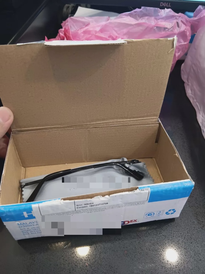 Image from: German man impressed with efficient spectacles repair services in Malaysia