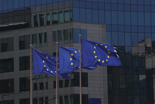 Image from: EU faces July 4 deadline to ratify Trump trade deal