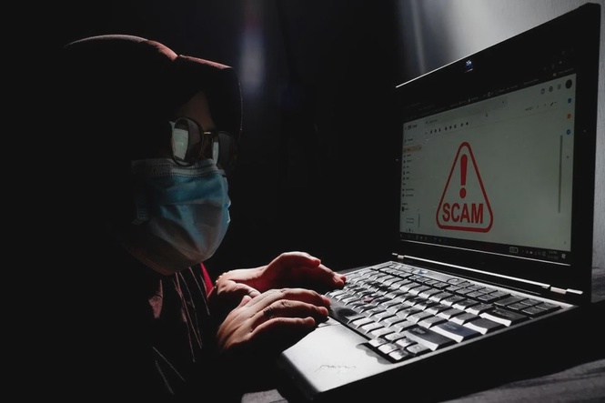 Image from: Elderly woman loses RM327,600 in phone scam