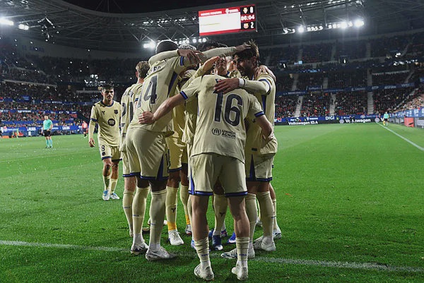 Image from: Barcelona on verge of La Liga title defence with win at Osasuna