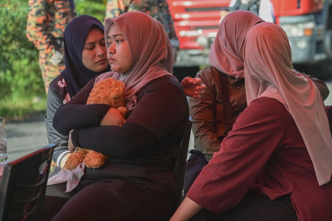 Image from: Girl swept away after falling into drain often played at site