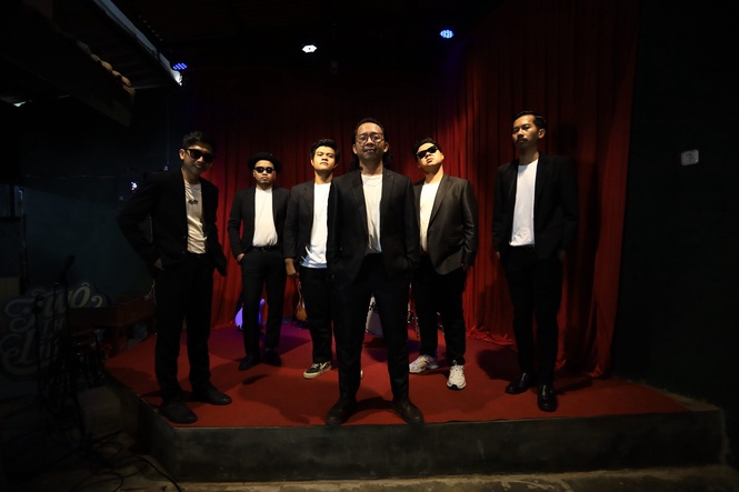 Image from: Kos Atos Revives ‘orkes’ vibe with new single ‘Yang Mananya’