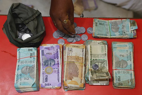 Image from: India scrambles to steady rupee as oil shock bites