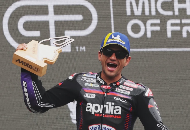 Image from: Martin edges out Bezzecchi for French MotoGP win