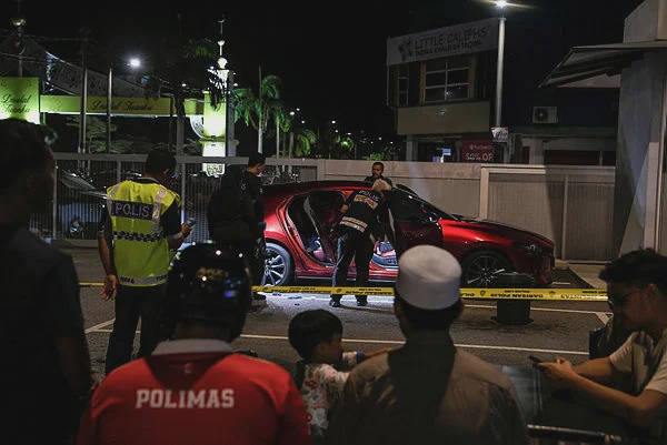 Image from: Woman stabbed in neck in Kota Setar, suspect at large