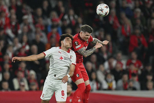 Image from: Kuebler double sends Freiburg past Braga into Europa League final