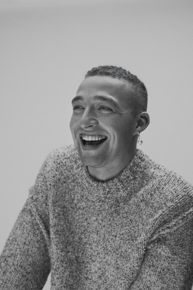 Image from: Maximillian gets brutally honest on deeply personal third album ‘I’m Fine’