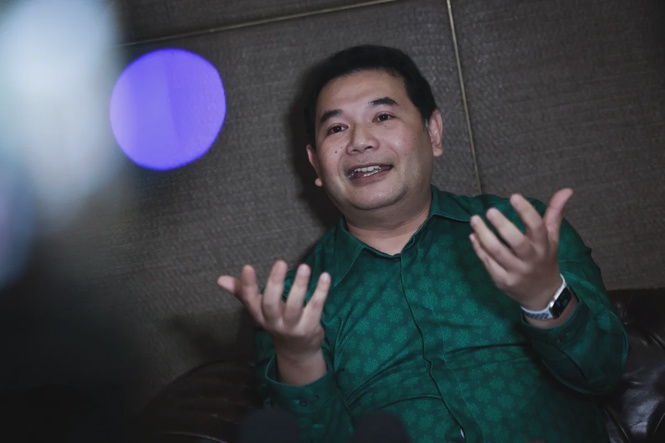 Image from: Nothing to hide, says Rafizi