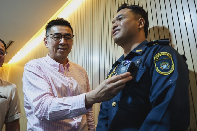 Image from: Penang to use body cameras in littering enforcement