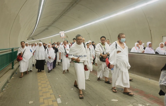 Image from: TH introduces new food containers to improve haj meals