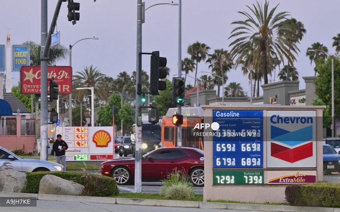Image from: ‘Trump is an idiot’: Californians fume over soaring petrol prices