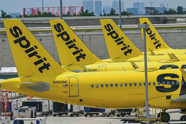 Image from: US airlines step up as Spirit winds down