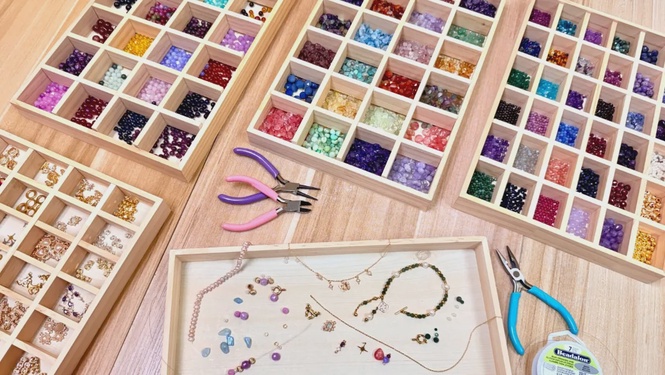 Image from: Kaleida Studio Announces DIY Jewellery Workshop in Singapore for Creative Beginners