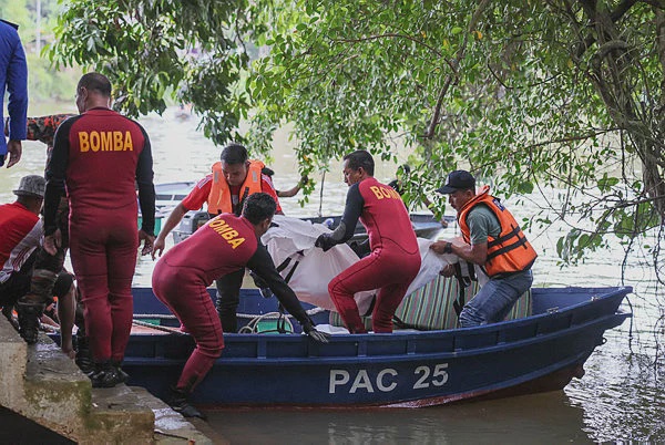 Image from: Missing sisters found drowned in Terengganu river