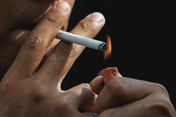 Image from: Hong Kong proposes smoking ban on all building sites after deadly fire