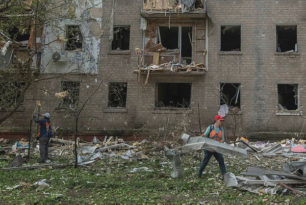 Image from: Russian strikes kill four in north Ukraine