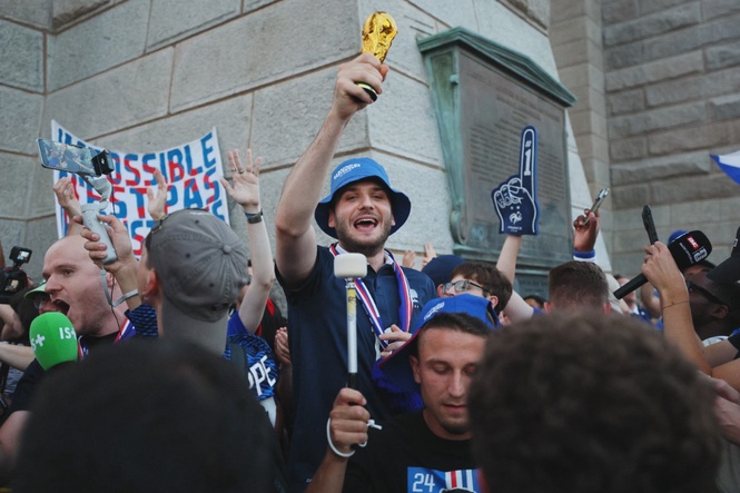 Image from: France face Sweden in World Cup last 32 test