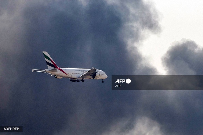 Image from: Airbus inspects 16 A380 jets after wing cracks found