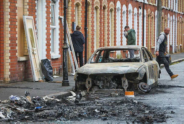 Image from: ‘Racist thuggery’ slammed after second N.Ireland night of disorder