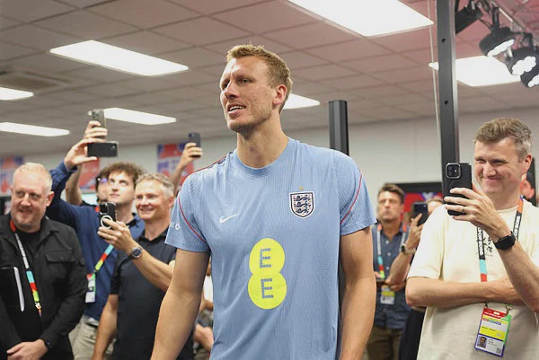 Image from: Burn dons cowboy boots as England unwind at World Cup