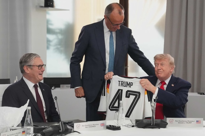 Image from: Merz gifts Trump German football jersey at G7 summit