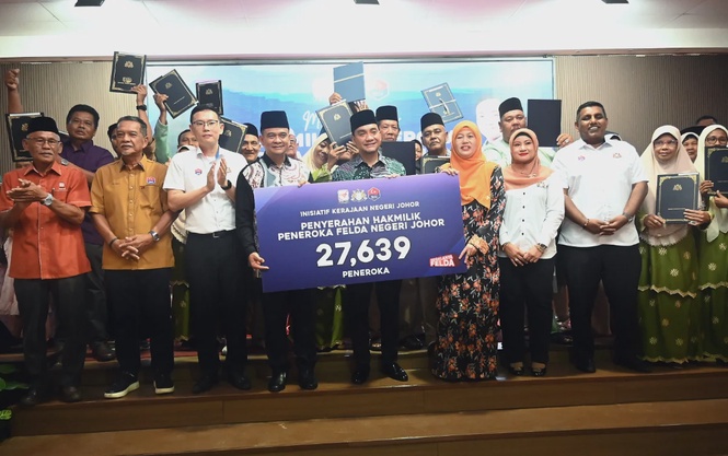 Image from: Johor resolves 99.99% of FELDA land title applications