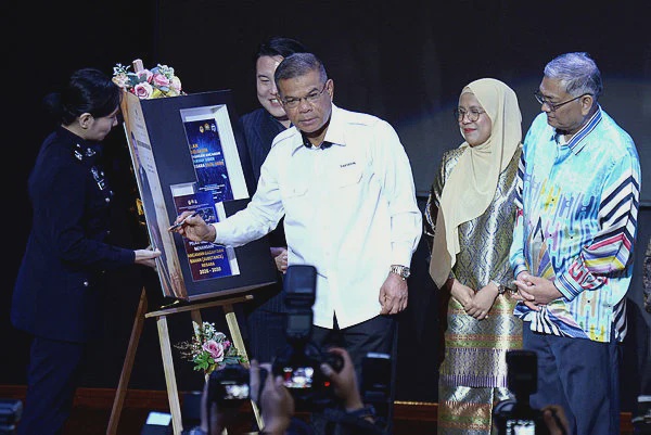 Image from: Refugee policy to balance national security, humanitarian concerns – Saifuddin