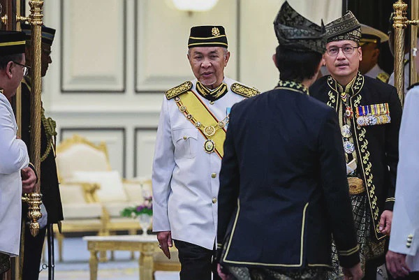 Image from: Ahmad Zahid urges mature politics and practical solutions