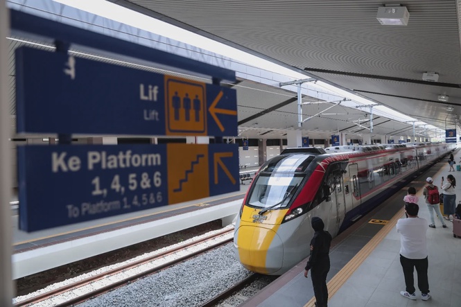 Image from: KTMB adds extra ETS trains for Johor polls