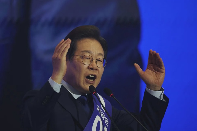 Image from: South Korea president orders rescue push after factory blast