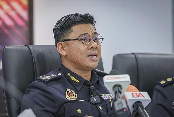 Image from: Foreigners caught offering illegal transport services in Terengganu
