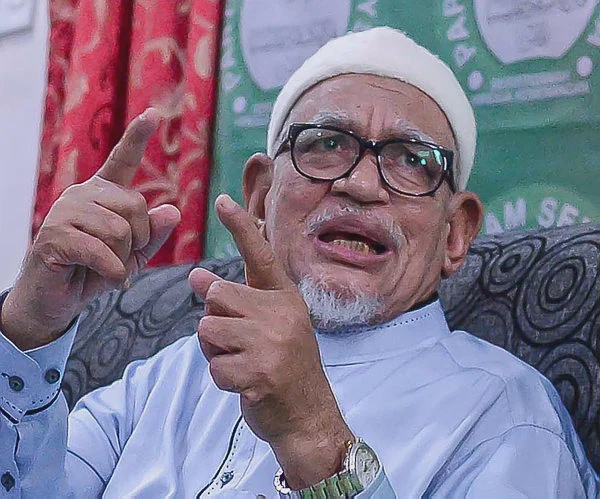 Image from: PAS sticks with Hamzah as Opposition Leader: Hadi