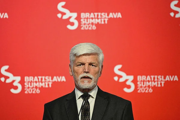 Image from: Czech president challenges cabinet over NATO summit snub