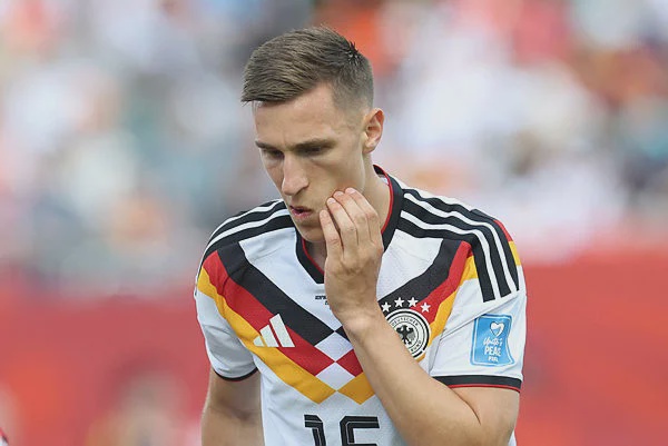 Image from: Germany’s Schlotterbeck out of World Cup with ankle injury