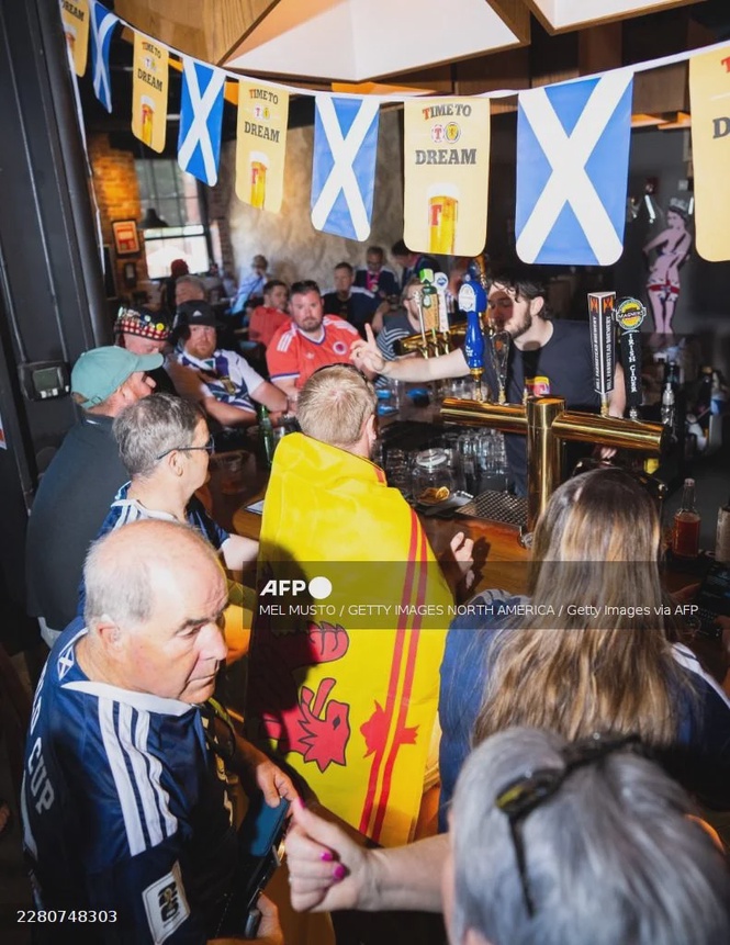 Image from: ‘We’ve never seen anything like it’ – Scotland fans drink Boston bars dry after Haiti win