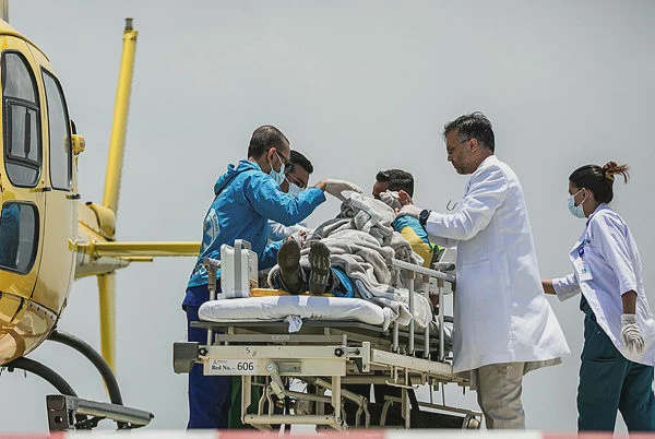 Image from: Nepali climber found alive after six days on Everest