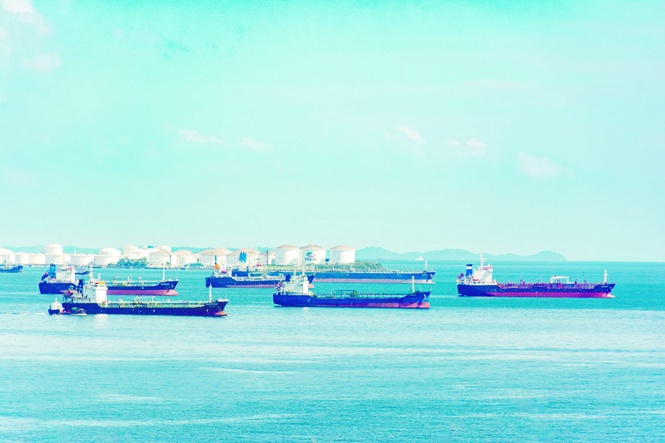 Image from: US rises from oil embargo victim to top exporter