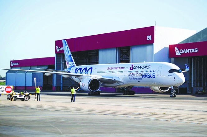 Image from: Qantas to unveil first ultra-long-haul Project Sunrise route