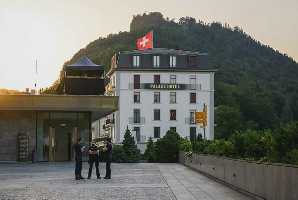 Image from: Swiss set to resume technical talks after Iran-US meeting