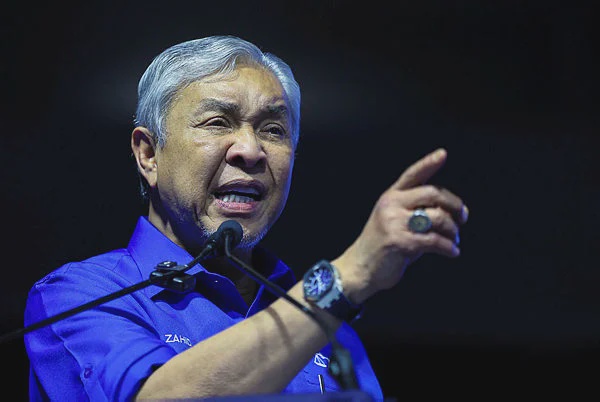 Image from: Ahmad Zahid denies Johor assembly dissolution is political drama