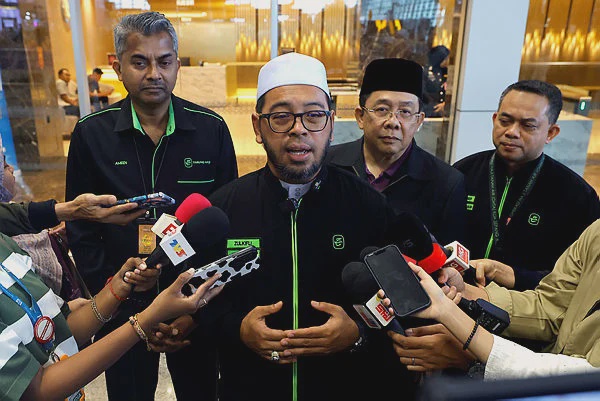 Image from: Zulkifli praises Tabung Haji for highly organised hajj operations