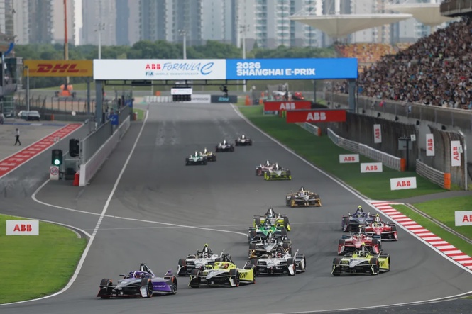 Image from: From race circuit to global supply chains: DHL powers Formula E’s boldest season yet in Shanghai