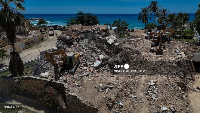 Image from: Venezuela aims to reopen Caracas airport to flights soon